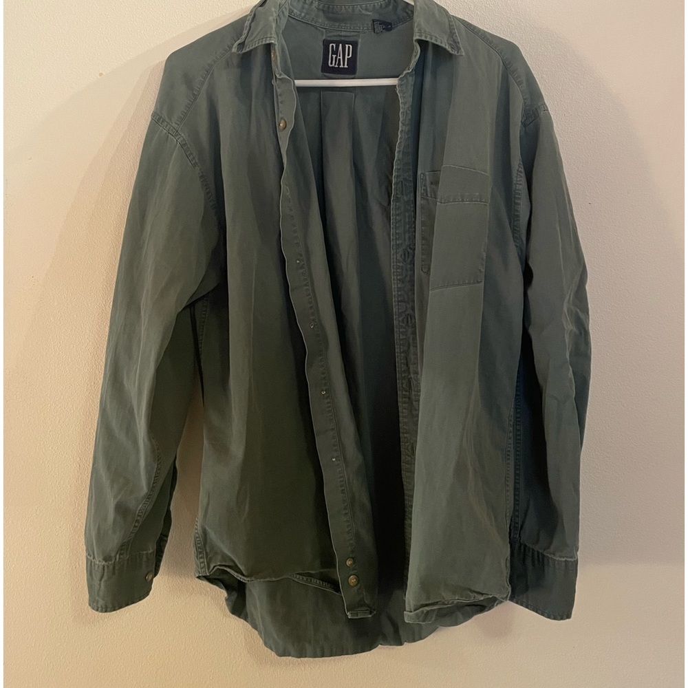 Great condition mens hap button up